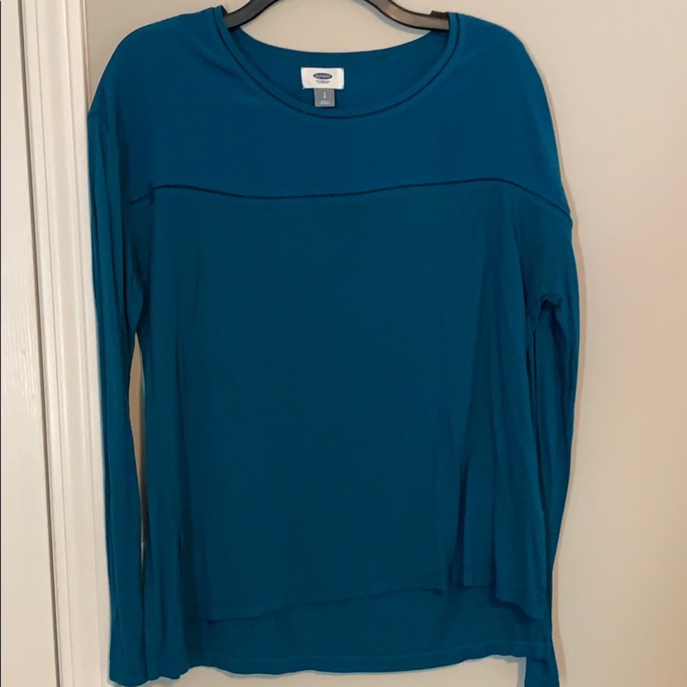 Old Navy long sleeve tee